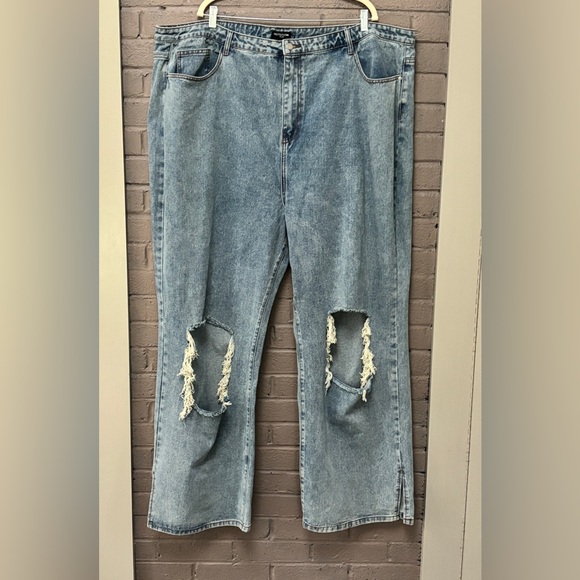 PrettyLittleThing NWT ripped knee jeans  26 - Picture 4 of 10